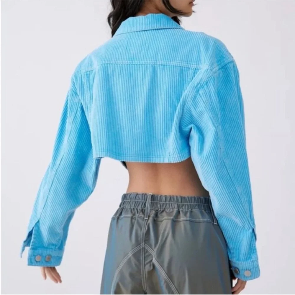 **NWT** Urban Outfitters Corduroy Cropped Jacket - Picture 3 of 5